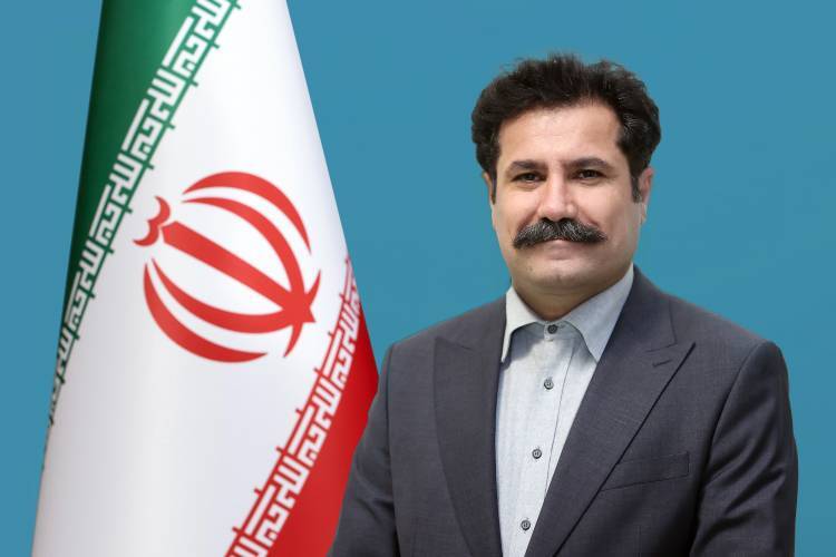 باید چتر ایرانی بودن را بر سر همه ایران بگسترانیم