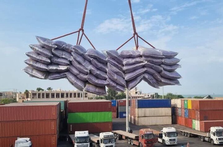 موجودی کالا‌های اساسی بیشتر از نیاز ذخیره‌ای است
